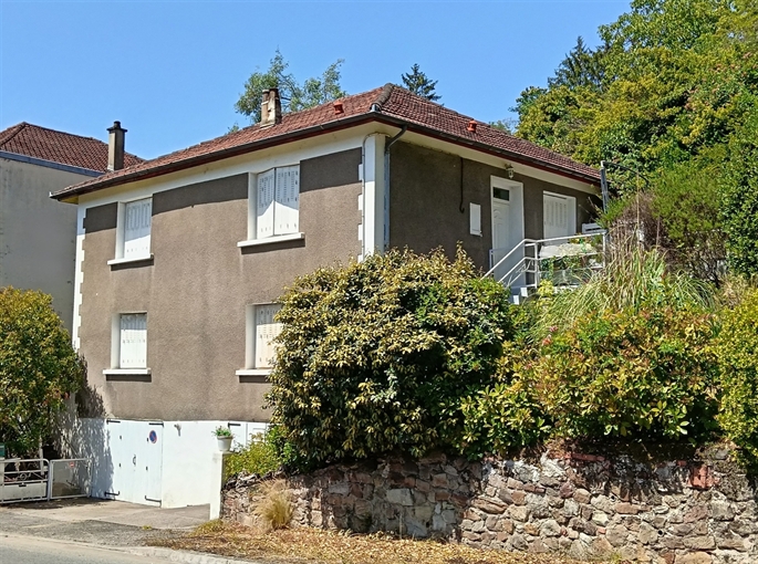 rrasses Jardin Caves Garage Decazeville Réf 25350 DCV Immobilier Decazeville 12300 Aveyron.JPG